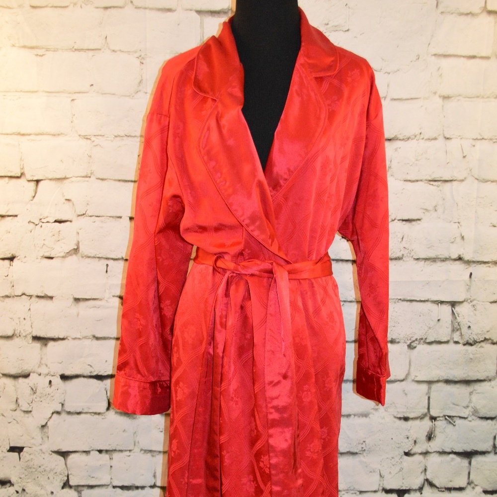 VICTORIA'S SECRET Red Long Satin ROBE Size XS/S